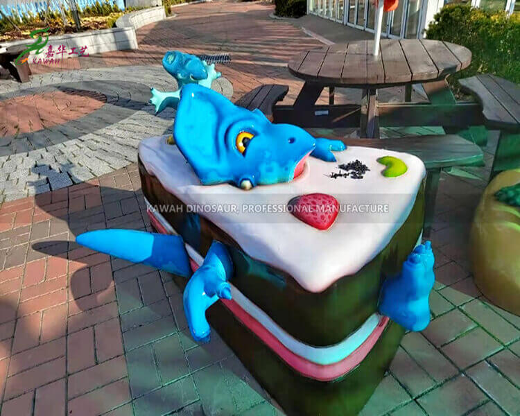 1 Ikhwalithi ephezulu ye-3D Cute Dinosaur Fiberglass Blue Cake Dinsoaur Statue Kids Park