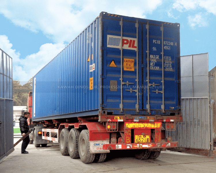 6 Container ble fraktet til den navngitte havnen.