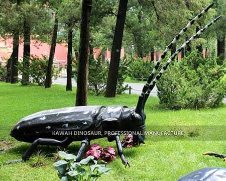 Big Longhornbeetle Animatronic Insetti Mondo (11)