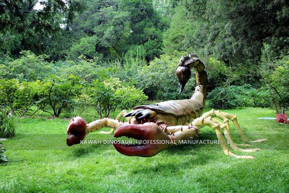 Giant Scorpion model Animatronic Insects World (2)