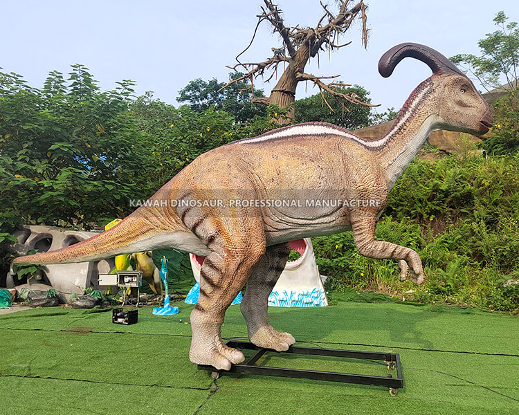 Strategy kompaniyasining haqiqiy teridan tikilgan ayollarning tizzadan yuqori botinkalari