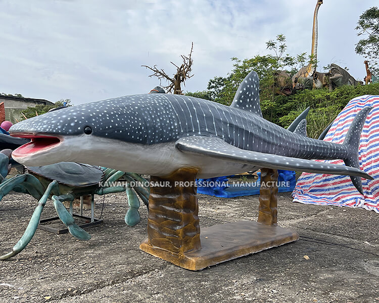リアルなジンベイザメの像 アニマトロニクス 海の動物 全長7