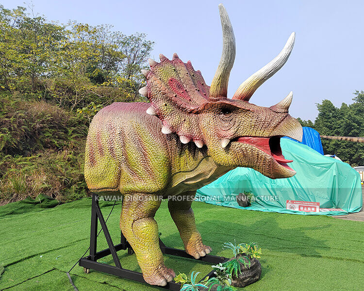 Realistic Triceratops Head Dinosaur Animatronic Head