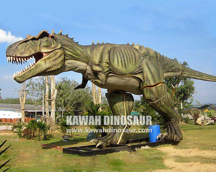 1 Which part is most likely to be damaged of the animatronic dinosaurs
