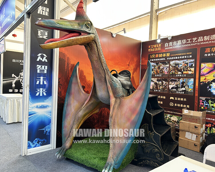 2 Kawah VR dinosaur ride