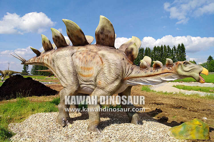 2 What is the function of the “sword” on the back of Stegosaurus