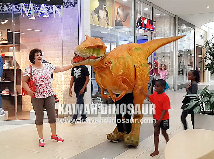 Ni ibihe bihe Imyambarire ya Dinosaur ibereye