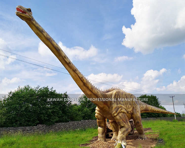 Rusya'da 20 Metrelik Diplodocus kurulumu (4)