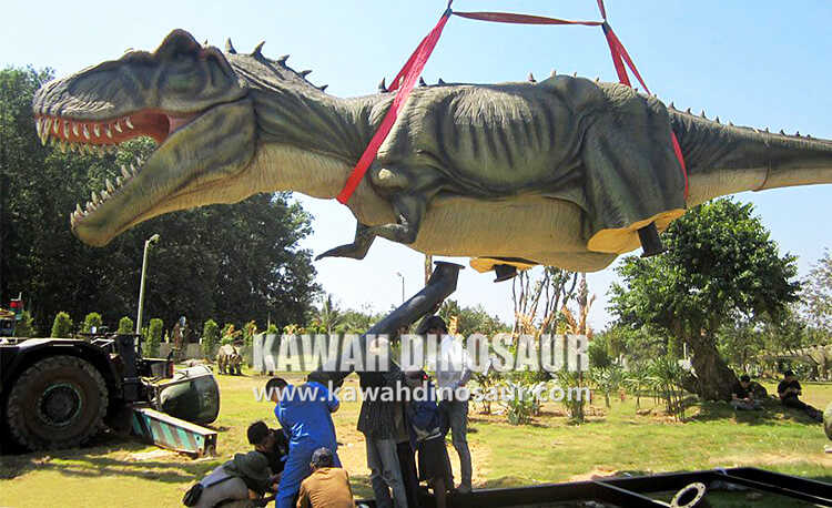 3 Which part is most likely to be damaged of the animatronic dinosaurs