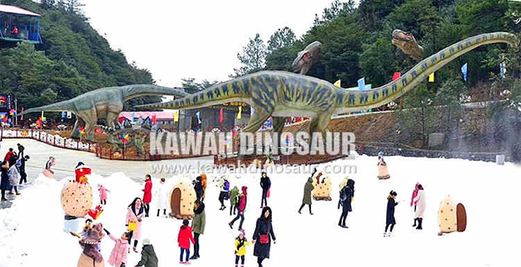4 Kawah Dinosaur teaches you how to use animatronic dinosaur models correctly in winter.