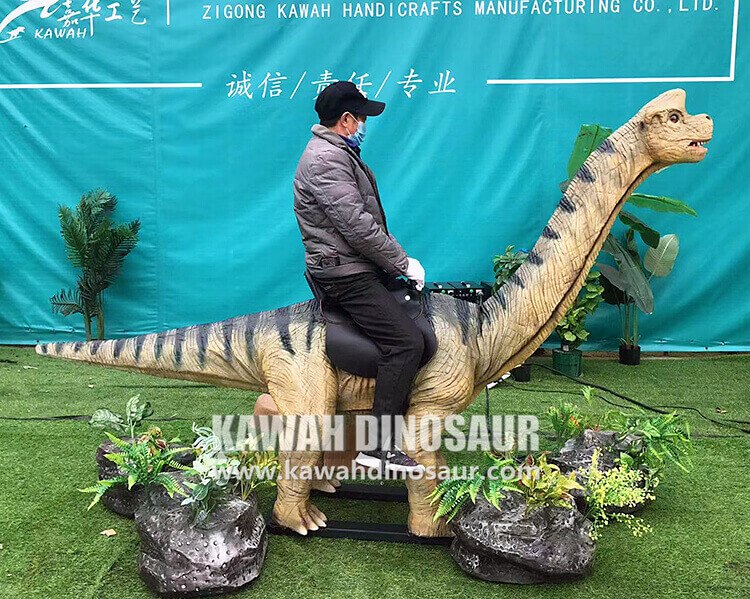 5 A batch of  Animatronic Dinosaur Rides products are sent to Dubai.