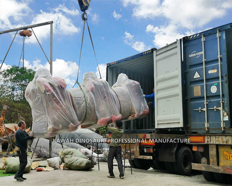 Container de încărcare pentru intrarea scheletului de dinozaur (1)