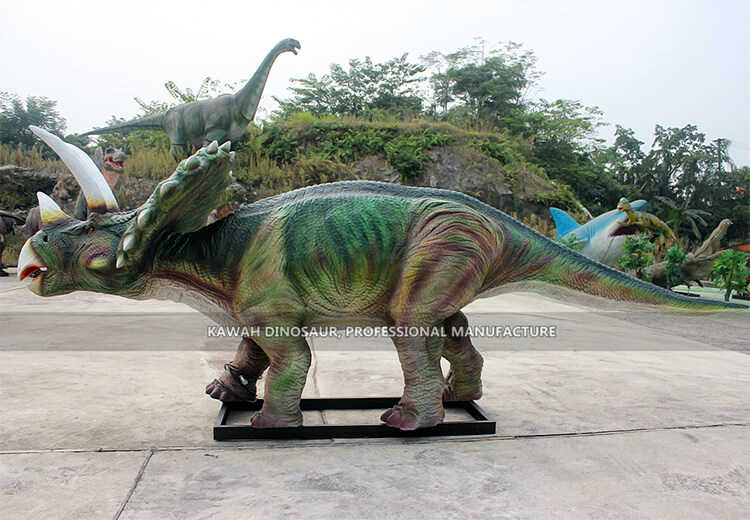 Dinosaurs ready to ship to Brazil (6)