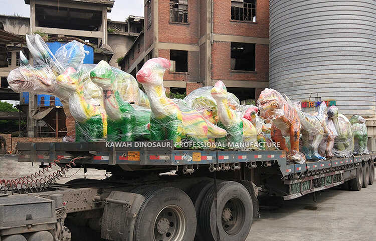 Dinossauros foram transportados para a Ucrânia (2)