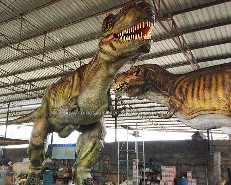একটি 15 মিটার Tyrannosaurus মডেলের জন্য পরীক্ষা করা হচ্ছে